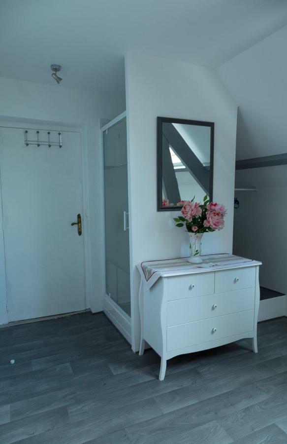 Les Landes Hotel Rilhac-Rancon Bagian luar foto